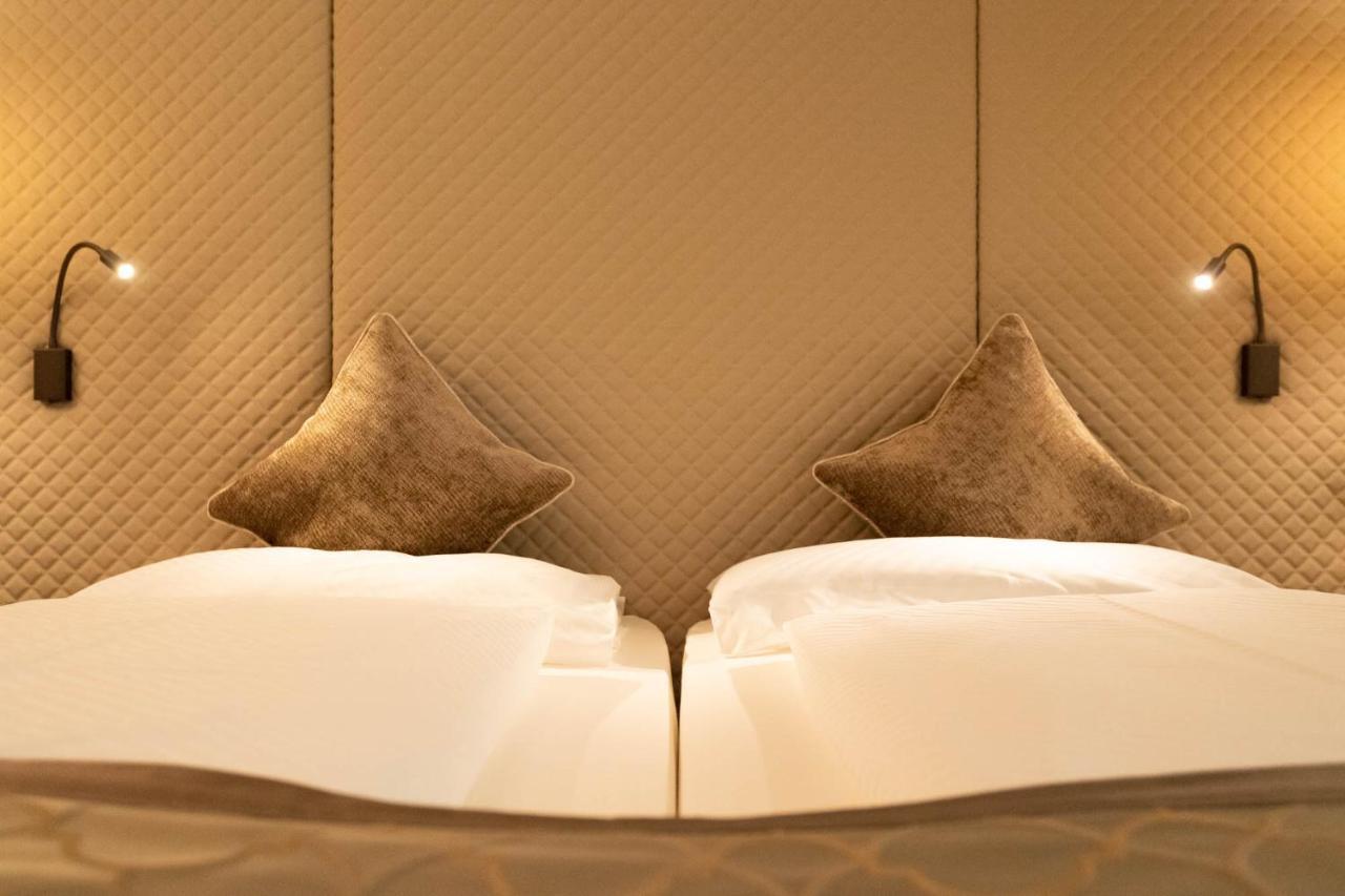 Burggräflerhof 4*